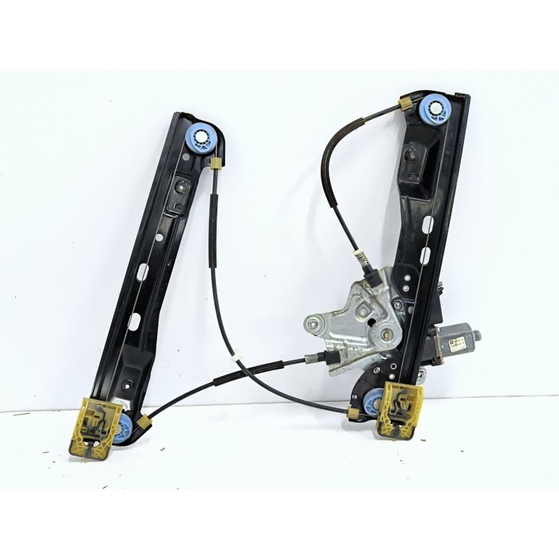 ELEVALUNAS DELANTERO IZQUIERDO