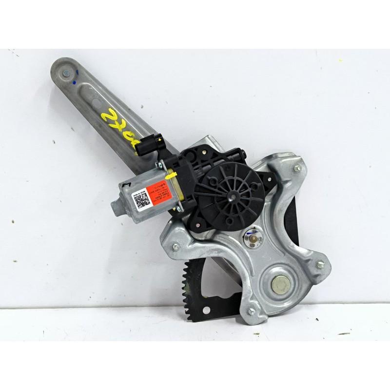 ELEVALUNAS TRASERO DERECHO