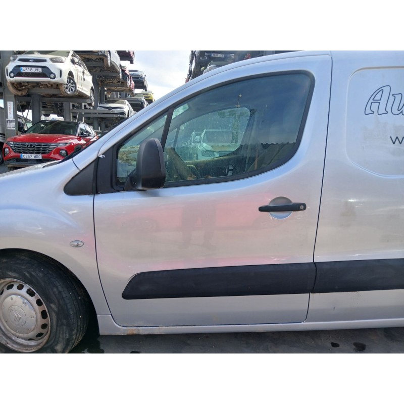 PUERTA DELANTERA IZQUIERDA