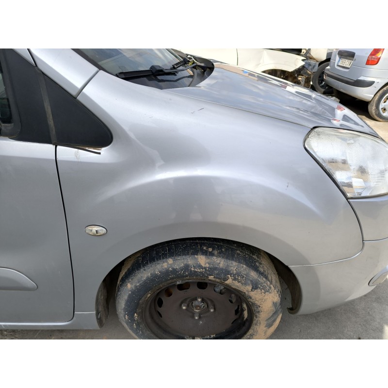 ALETA DELANTERA DERECHA