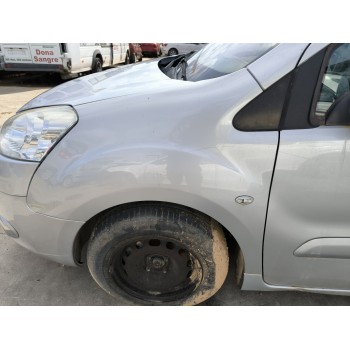 Recambio de aleta delantera izquierda para peugeot partner tepee 1.6 hdi 90 referencia OEM IAM 7840W2  