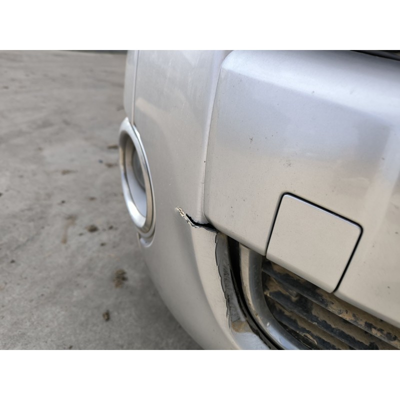 PARAGOLPES DELANTERO