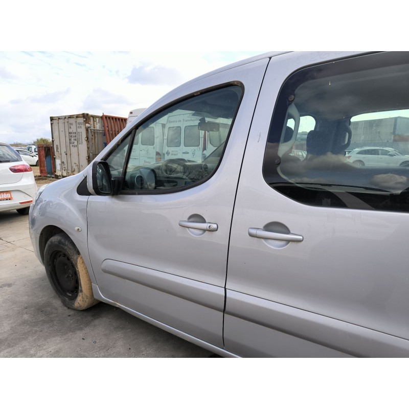 PUERTA DELANTERA IZQUIERDA