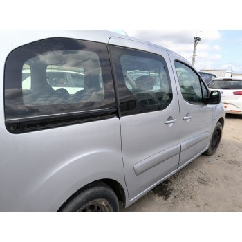 Recambio de puerta lateral corredera derecha para peugeot partner tepee 1.6 hdi 90 referencia OEM IAM 9008S3  