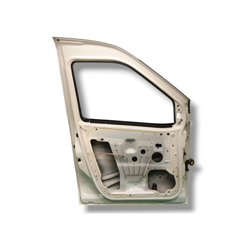 PUERTA DELANTERA IZQUIERDA