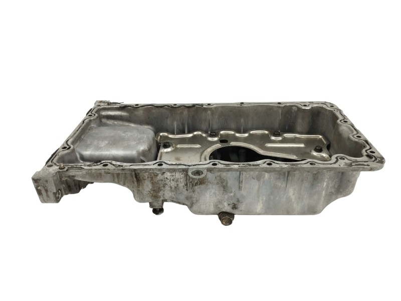 Recambio de carter para kia rio 1.5 crdi referencia OEM IAM 215102A100  