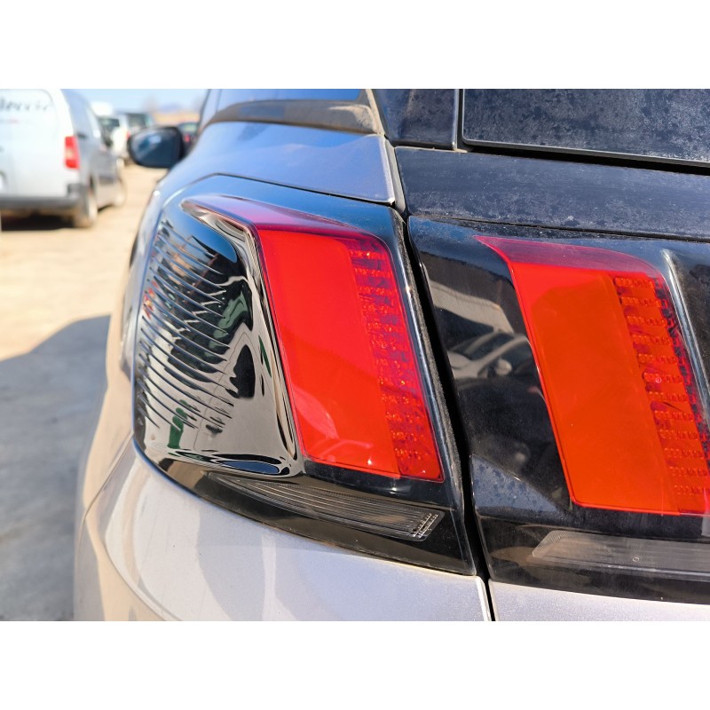 Recambio de piloto trasero izquierdo para peugeot 3008 ii suv (mc_, mr_, mj_, m4_) 1.5 bluehdi 130 referencia OEM IAM   