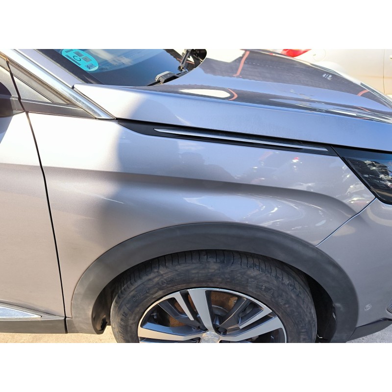 Recambio de aleta delantera derecha para peugeot 3008 ii suv (mc_, mr_, mj_, m4_) 1.5 bluehdi 130 referencia OEM IAM   