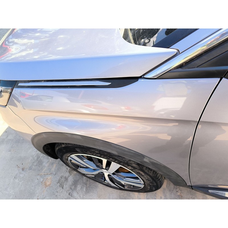 ALETA DELANTERA IZQUIERDA