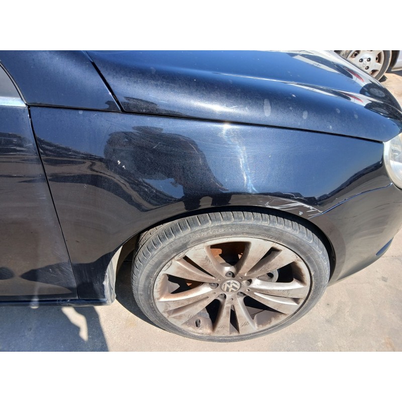 ALETA DELANTERA DERECHA