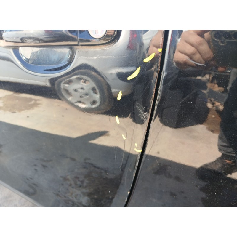 PUERTA DELANTERA IZQUIERDA