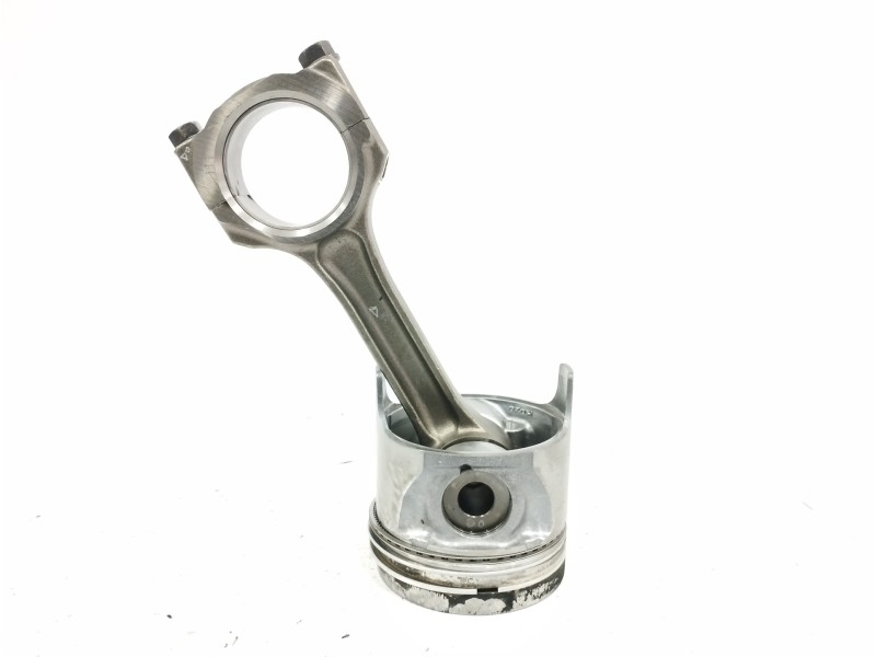 Recambio de biela para isuzu trooper 3.0 dti (3-trg.) referencia OEM IAM 8972885800 CON PISTON Recambio de biela para isuzu trooper 3.0 dti (3-trg.) referencia OEM IAM 8972885800 CON PISTON