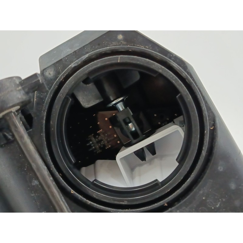 FARO ANTINIEBLA IZQUIERDO