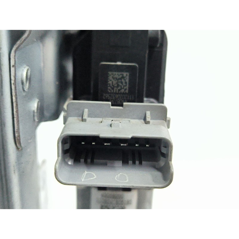 ELEVALUNAS DELANTERO IZQUIERDO 402103K