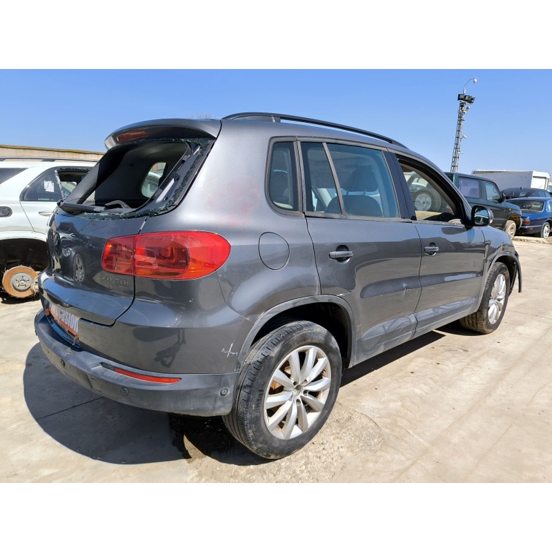 PARAGOLPES DELANTERO