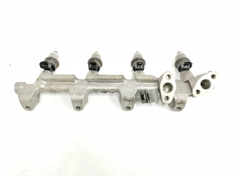 Recambio de rampa inyectora para mitsubishi space star (dg0) 1.8 gdi cat referencia OEM IAM   