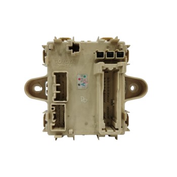 CAJA RELES / FUSIBLES 