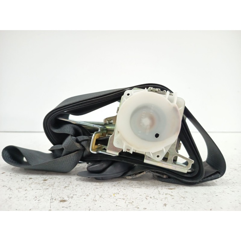 CINTURON SEGURIDAD DELANTERO DERECHO