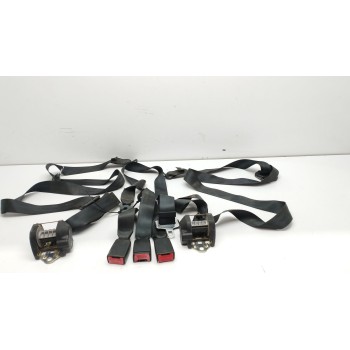 JUEGO CINTURONES TRASERO 