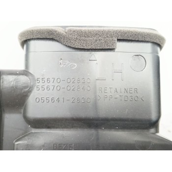 Recambio de rejilla aireadora para toyota corolla sedán (_e21_) 1.8 vvti hybrid (mzea12, zre211, zwe211) referencia OEM IAM 5567