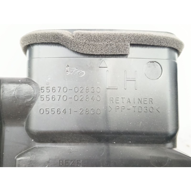 REJILLA AIREADORA 5567002840