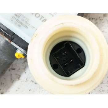 Recambio de elevalunas trasero derecho para toyota corolla sedán (_e21_) 1.8 vvti hybrid (mzea12, zre211, zwe211) referencia OEM