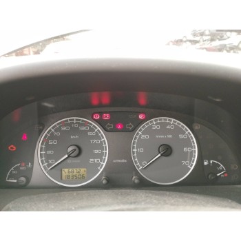 citroën xsara berlina del año 2003