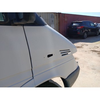 Recambio de aleta delantera derecha para mercedes-benz sprinter 02.00  caja cerrada, techo elevado 413 cdi (904.663) referencia 