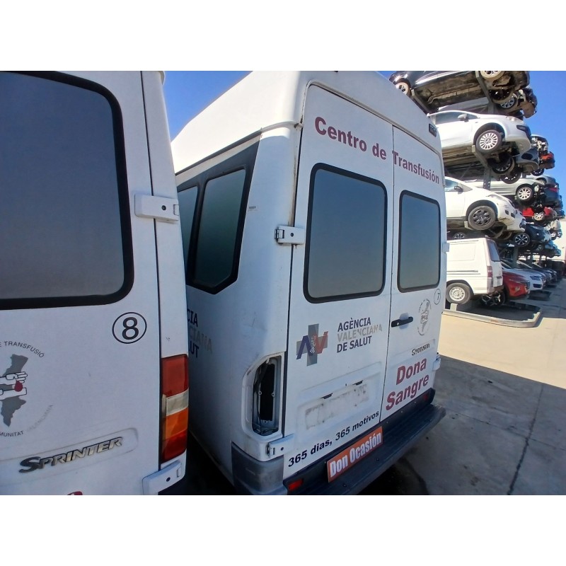 PORTON TRASERO IZQUIERDO