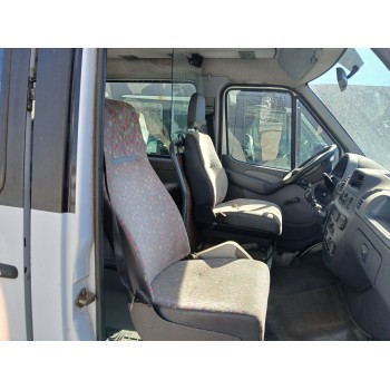mercedes-benz sprinter 02.00  caja cerrada, techo elevado del año 2001