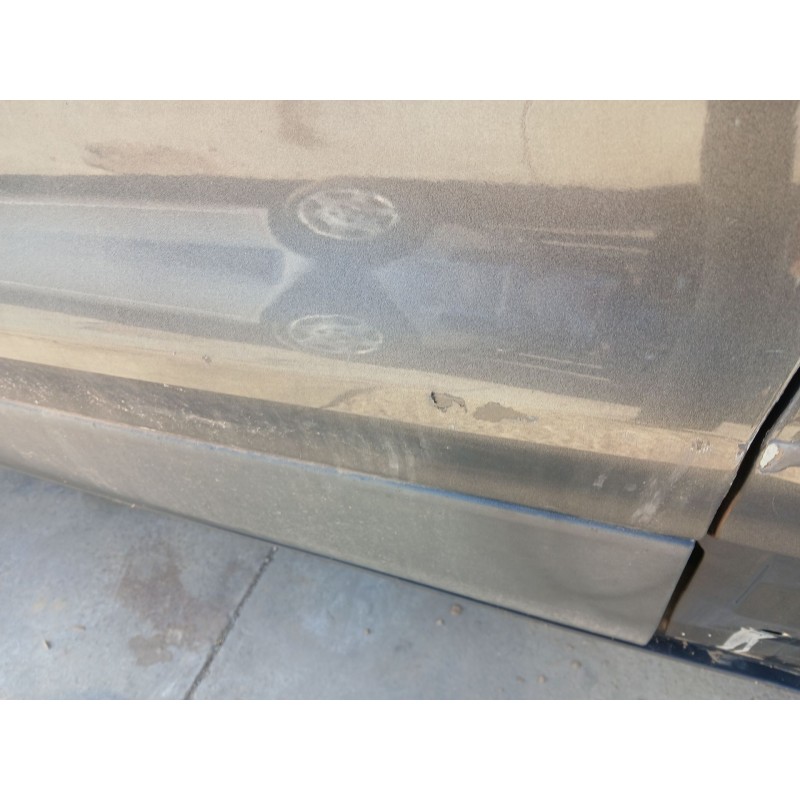 PUERTA DELANTERA IZQUIERDA