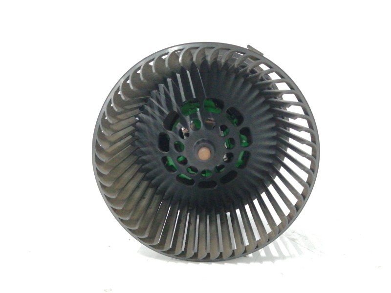 Recambio de motor calefaccion para peugeot 107 1.0 cat (384f) referencia OEM IAM N101812H Recambio de motor calefaccion para peugeot 107 1.0 cat (384f) referencia OEM IAM N101812H
