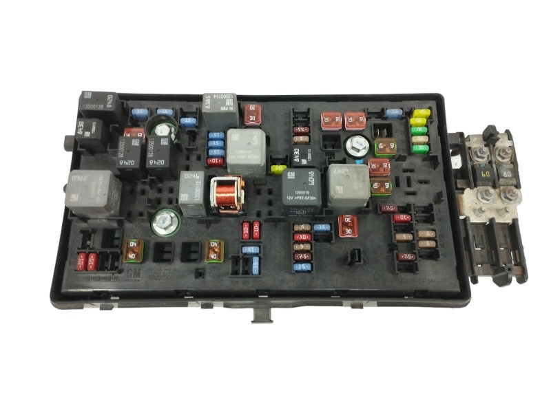 Recambio de caja reles / fusibles para chevrolet cruze 2.0 diesel cat referencia OEM IAM 96982039  