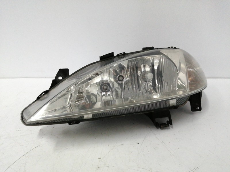 Recambio de faro izquierdo para renault megane i fase 2 berlina (ba0) 1.4 cat referencia OEM IAM 7700427874G 67743610 