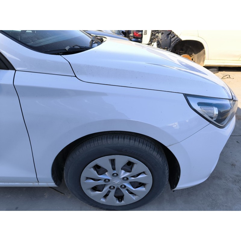 Recambio de aleta delantera derecha para hyundai i30 (pde, pd, pden) 1.0 t-gdi referencia OEM IAM   