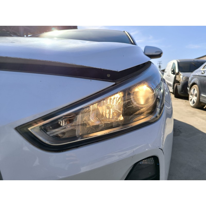 Recambio de faro derecho para hyundai i30 (pde, pd, pden) 1.0 t-gdi referencia OEM IAM   