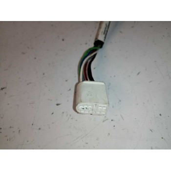 Recambio de retrovisor izquierdo para toyota avensis berlina (t25) 2.0 turbodiesel cat referencia OEM IAM 3004743 7 CABLES 