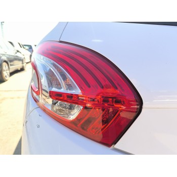 Recambio de piloto trasero izquierdo para peugeot 208 i (ca_, cc_) 1.2 vti 82 referencia OEM IAM   