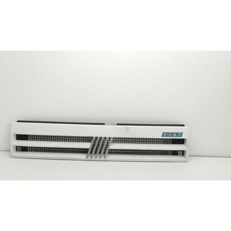Recambio de rejilla delantera para fiat tipo (160) 1.4 referencia OEM IAM   