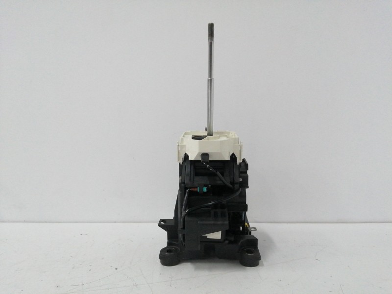 Recambio de palanca cambio para peugeot 107 1.0 cat (384f) referencia OEM IAM 8945152020  