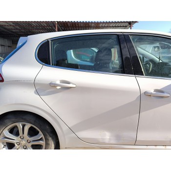 Recambio de puerta trasera derecha para peugeot 208 i (ca_, cc_) 1.2 vti 82 referencia OEM IAM   