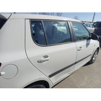 Recambio de puerta trasera derecha para skoda fabia ii (542) 1.2 referencia OEM IAM 5J6833056  