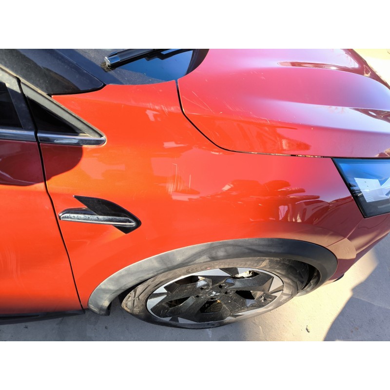 ALETA DELANTERA DERECHA