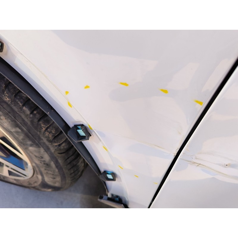 ALETA DELANTERA IZQUIERDA