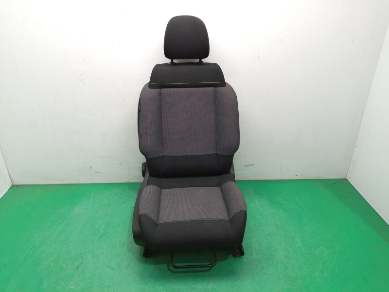 Recambio de asiento delantero derecho para citroën c3 1.2 12v vti referencia OEM IAM Recambio de asiento delantero derecho para citroën c3 1.2 12v vti referencia OEM IAM