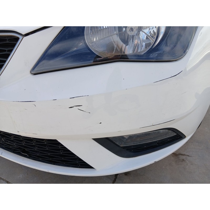 PARAGOLPES DELANTERO