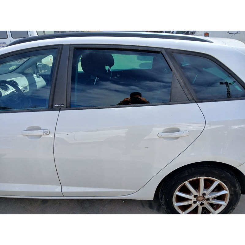 PUERTA TRASERA IZQUIERDA