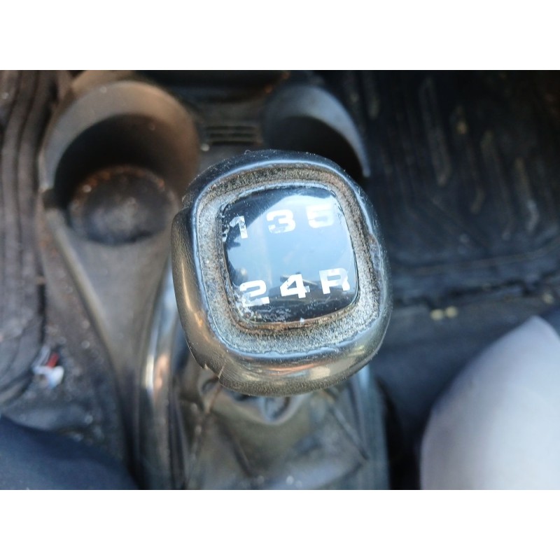 FORD FOCUS I Sedán (DFW) 2000