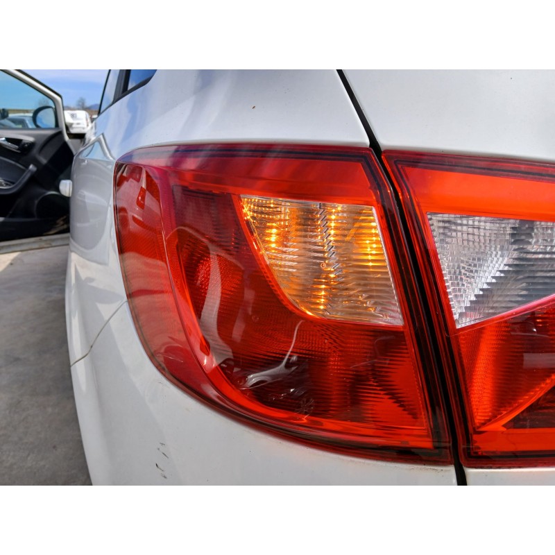 PILOTO TRASERO IZQUIERDO