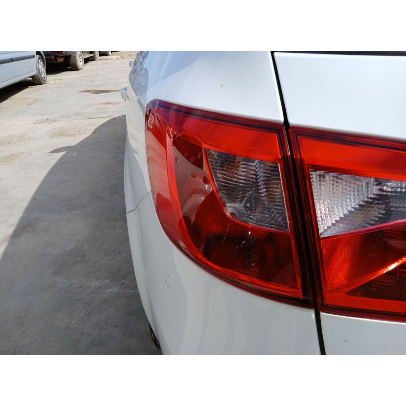 PILOTO TRASERO IZQUIERDO